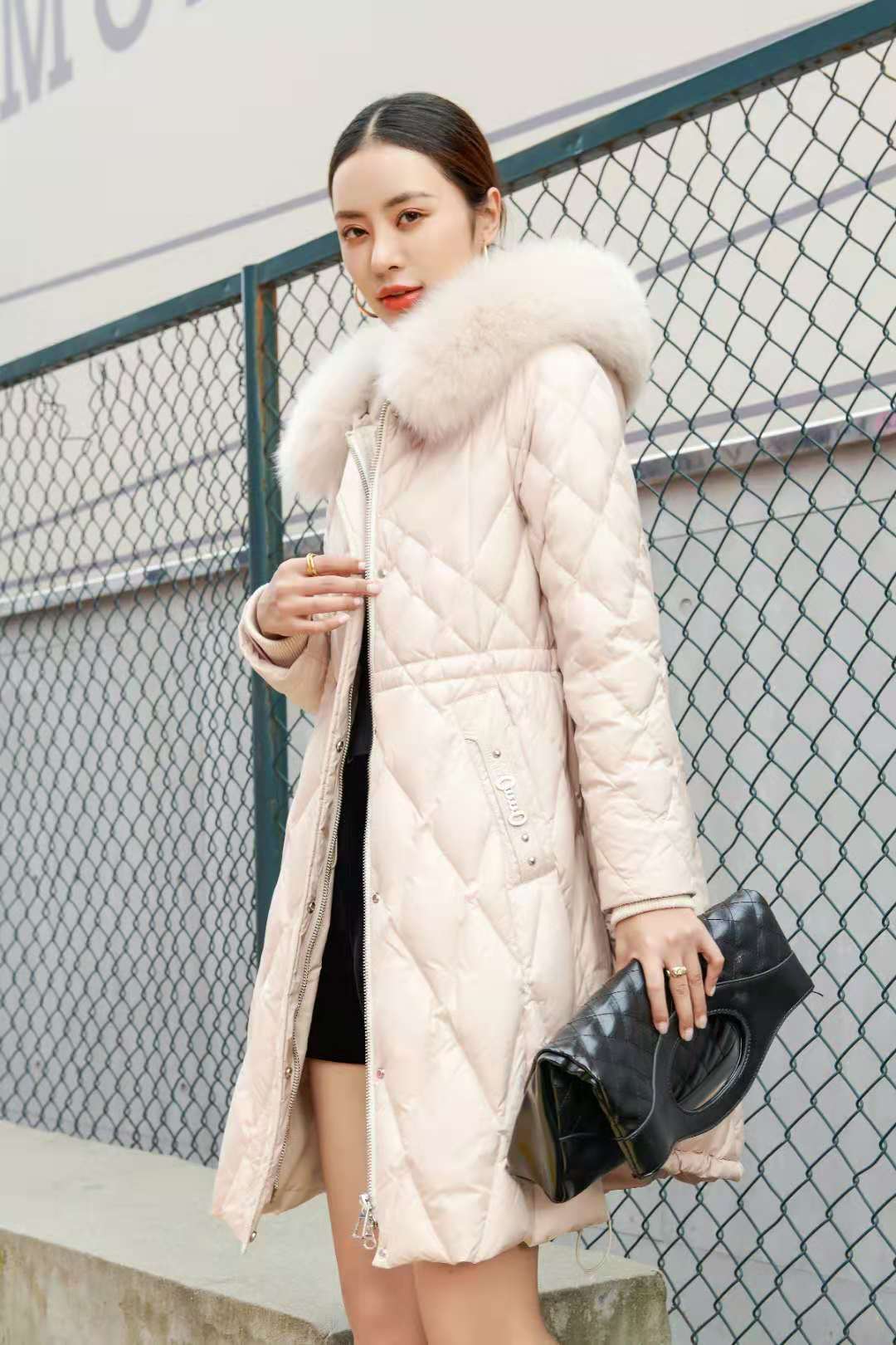 5a79201963fc00b077bbdf21b699bbf.jpg